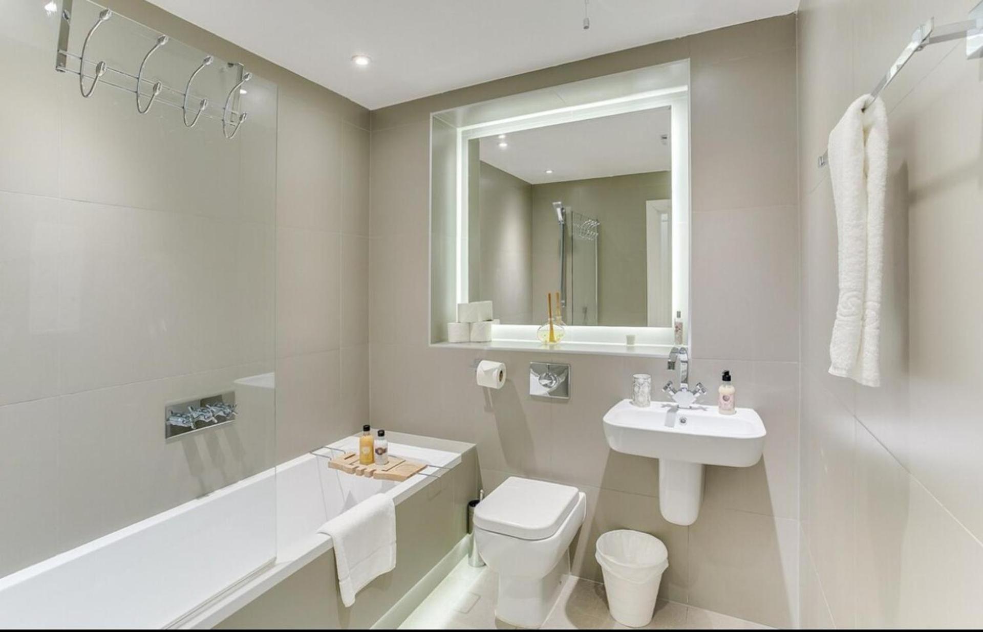 Modern East Londra